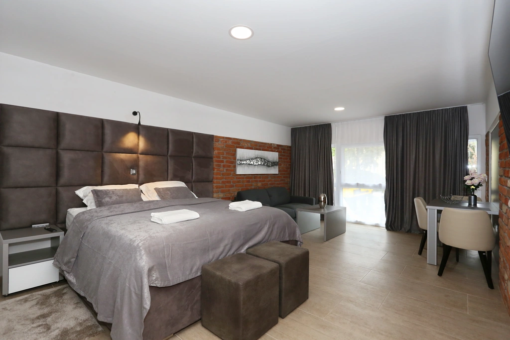 Studio Apartment Steps from the Adriatic in Zadar
