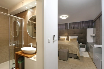 Room in Zadar for 2 Guests with Private Bathroom