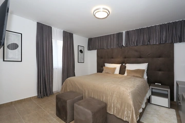 Room in Zadar for 2 Guests with Private Bathroom