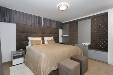 Room in Zadar for 2 Guests with Private Bathroom