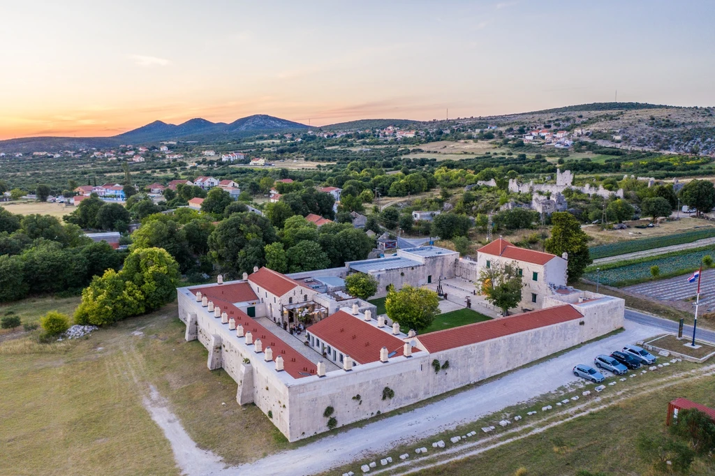 Cozy 2-Person Apartment in Vrana