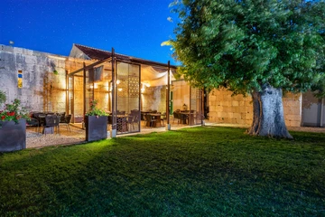 Deluxe Suite Apartment for 2 Guests in Vrana