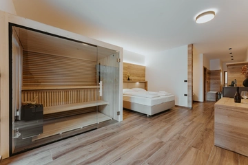 Resort Suite with Sauna and Jacuzzi in Mislinja
