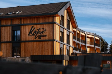 Resort Suite with Sauna and Jacuzzi in Mislinja