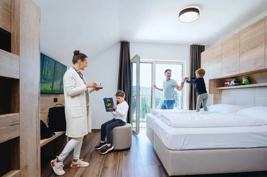 Family Double Room with Bunk Beds in Mislinja