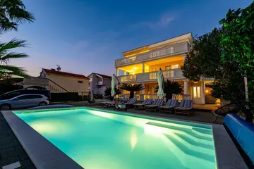 One-Bedroom Sea-View Villa in Kožino