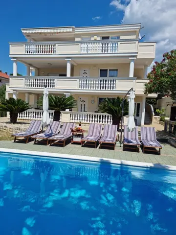 One-Bedroom Sea-View Villa in Kožino