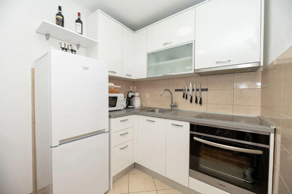 One-Bedroom Sea-View Villa in Kožino