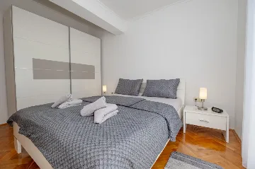First-Floor Two-Bedroom Apartment in Kožino (Up to 5)