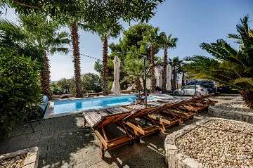 First-Floor Two-Bedroom Apartment in Kožino (Up to 5)