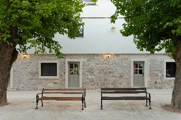 Apartment in Veli Iž for up to 6 guests