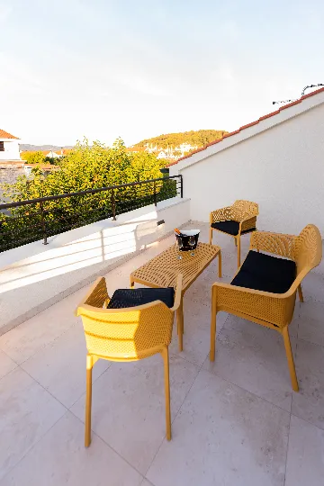 Apartment in Veli Iž for up to 6 guests