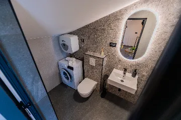 Apartment in Veli Iž for up to 6 guests