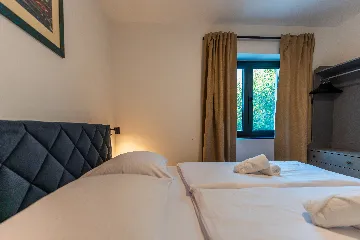 Apartment in Veli Iž for up to 6 guests