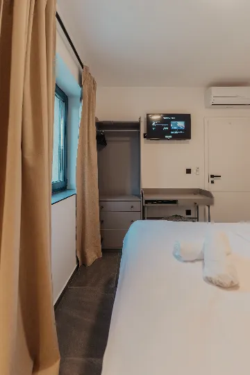 Apartment in Veli Iž for up to 6 guests