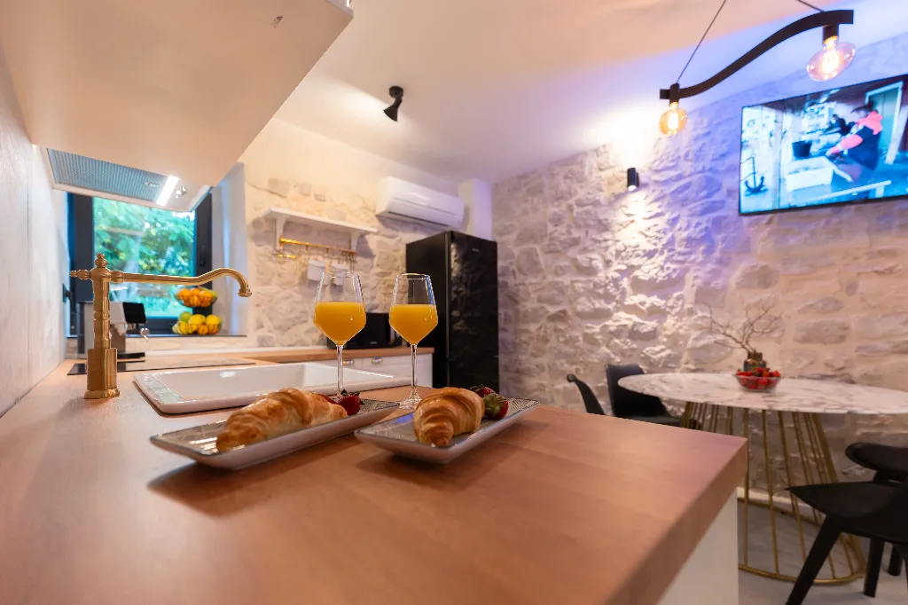 Apartment in Veli Iž for up to 6 guests