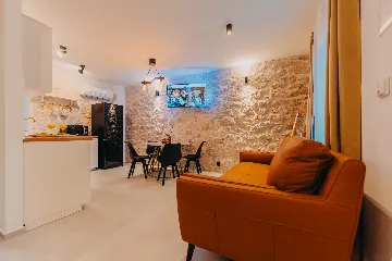 Apartment in Veli Iž for up to 6 guests