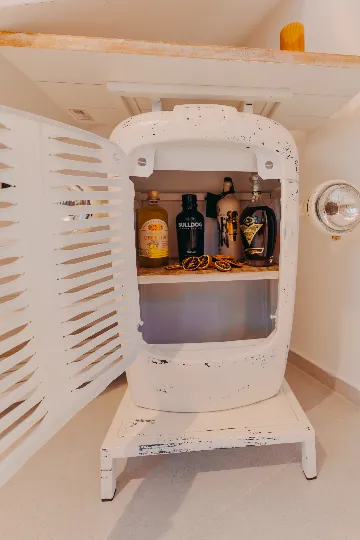 Apartment in Veli Iž for up to 6 guests