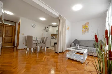 Two-Bedroom Apartment in Kožino for Up to 5