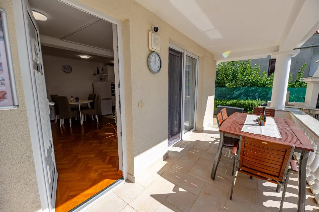 Two-Bedroom Apartment in Kožino for Up to 5