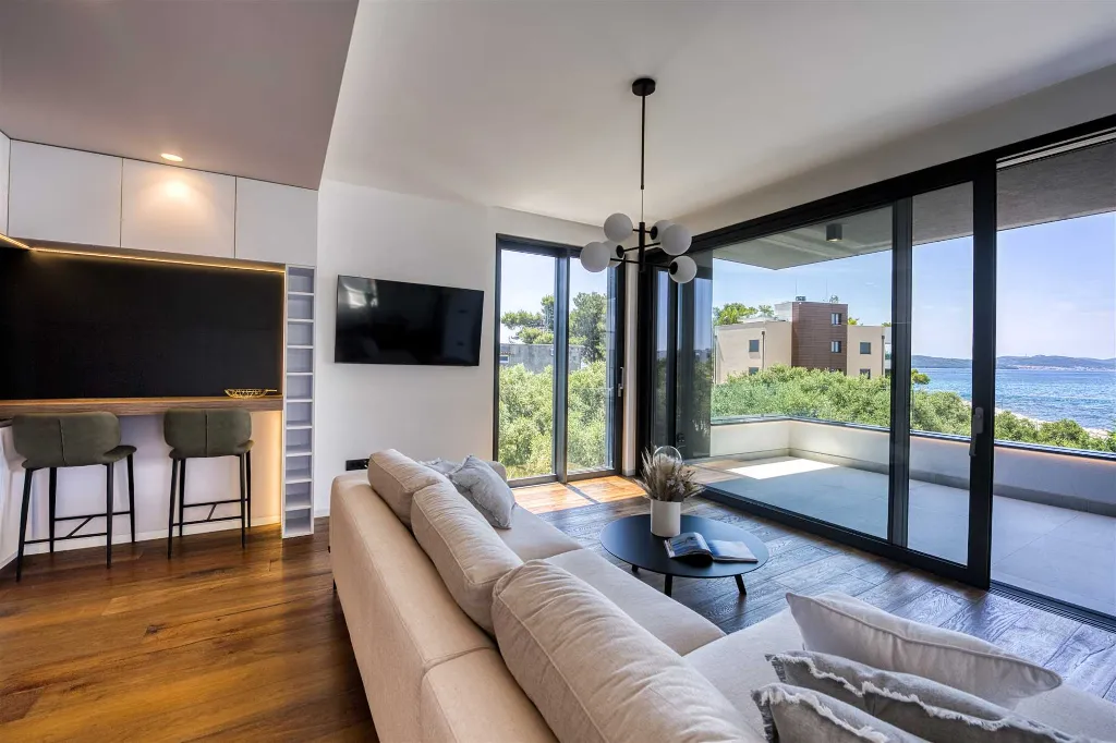 Penthouse Apartment in Sukošan for 6 Guests