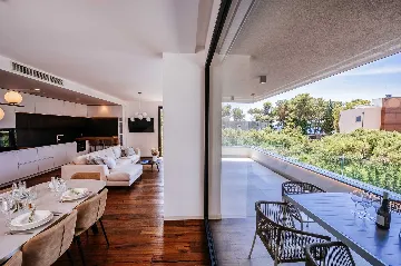 Penthouse Apartment in Sukošan for 6 Guests