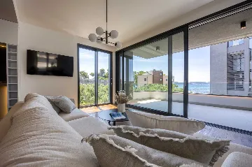 Penthouse Apartment in Sukošan for 6 Guests