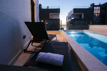 3-Bedroom Apartment in Sukošan for Up to 6