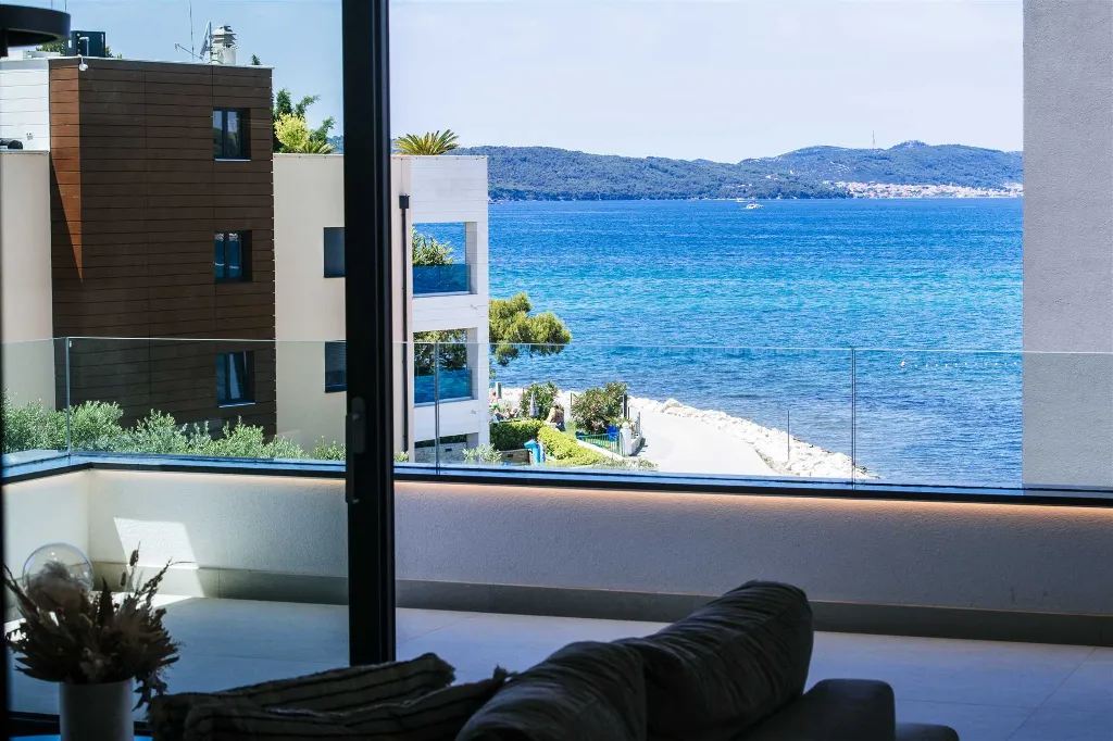 3-Bedroom Apartment in Sukošan for Up to 6