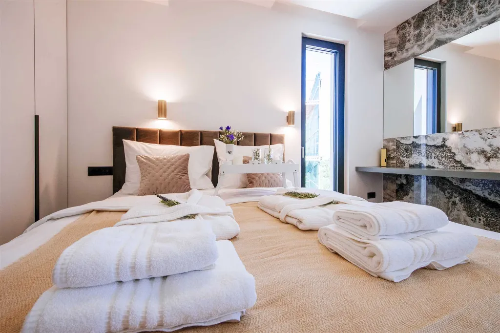 3-Bedroom Apartment in Sukošan for Up to 6