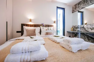 3-Bedroom Apartment in Sukošan for Up to 6