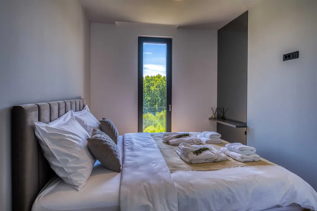 3-Bedroom Apartment in Sukošan for Up to 6