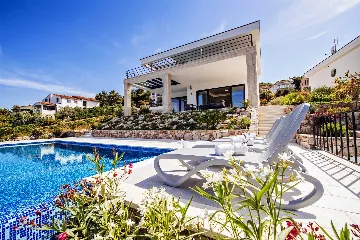 Veli Iž Villa for 8 Guests with Private Sea Exit