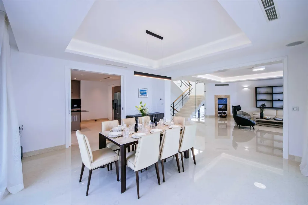 Veli Iž Villa for 8 Guests with Private Sea Exit