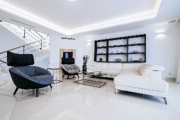 Veli Iž Villa for 8 Guests with Private Sea Exit