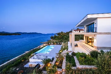 Veli Iž Villa for 8 Guests with Private Sea Exit
