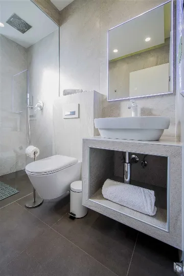 Sukošan 3-Bedroom Apartment for up to 6