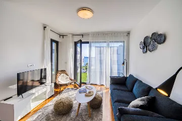 Two-Bedroom Apartment in Sukošan with Sea Views