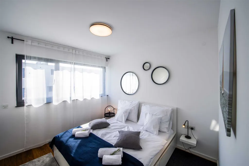 Two-Bedroom Apartment in Sukošan with Sea Views