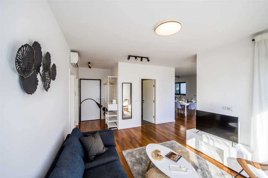 Two-Bedroom Apartment in Sukošan with Sea Views