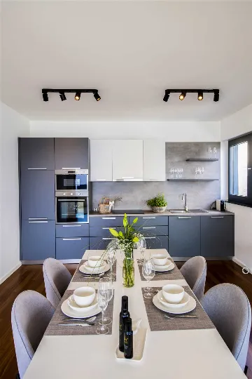 Two-Bedroom Apartment in Sukošan with Sea Views