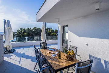 Penthouse Apartment in Sukošan for 6 Guests