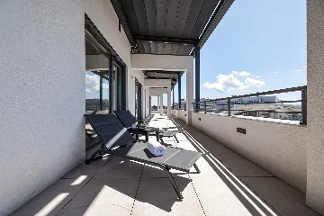 Zadar Penthouse with Rooftop Hot Tub Terrace