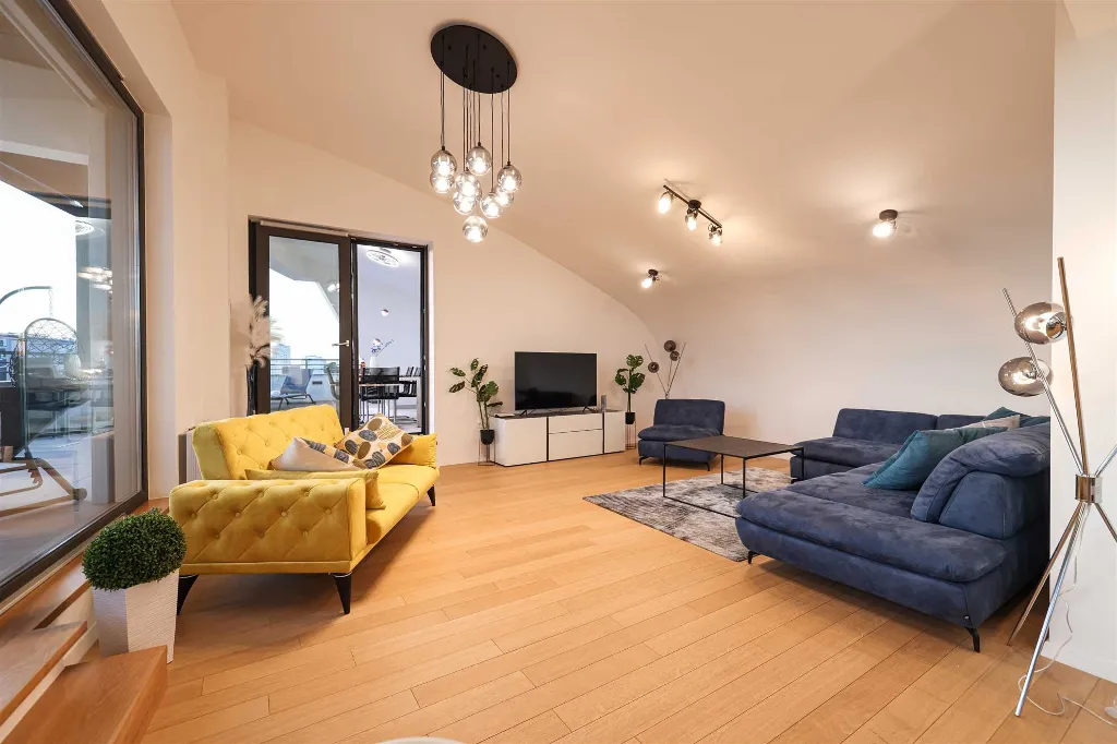 Zadar Penthouse with Rooftop Hot Tub Terrace