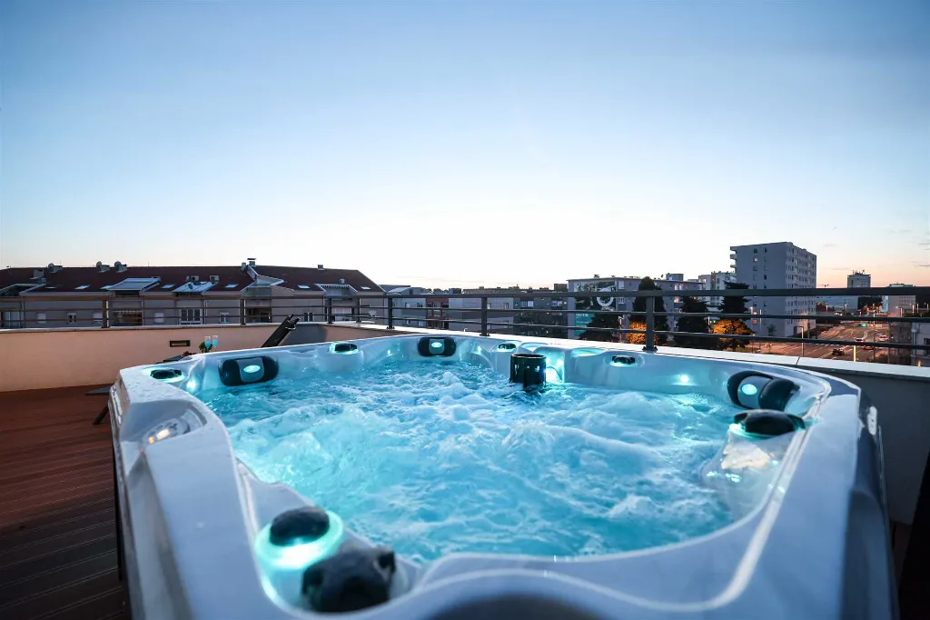 Zadar Penthouse with Rooftop Hot Tub Terrace