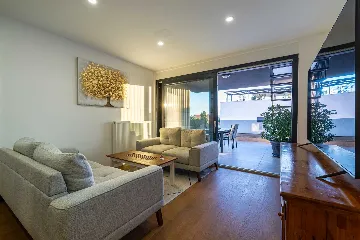 Rooftop Penthouse with Jacuzzi and Adriatic Views in Zadar