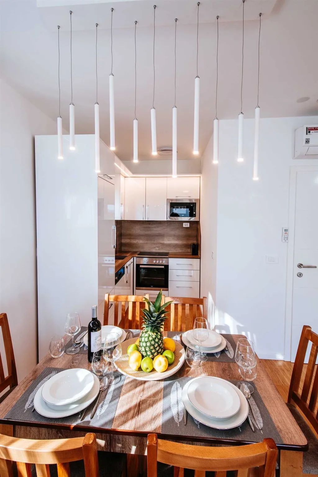 Air-Conditioned 2-Bedroom Apartment in Zadar for 6