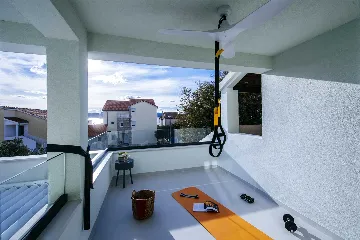 4-Bedroom Villa for up to 10 in Biograd na Moru