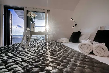 4-Bedroom Villa for up to 10 in Biograd na Moru