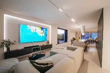 4-Bedroom Villa for up to 10 in Biograd na Moru